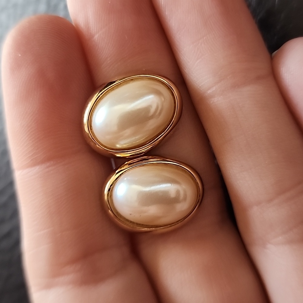 VTG Richelieu earrings - Picture 3 of 7
